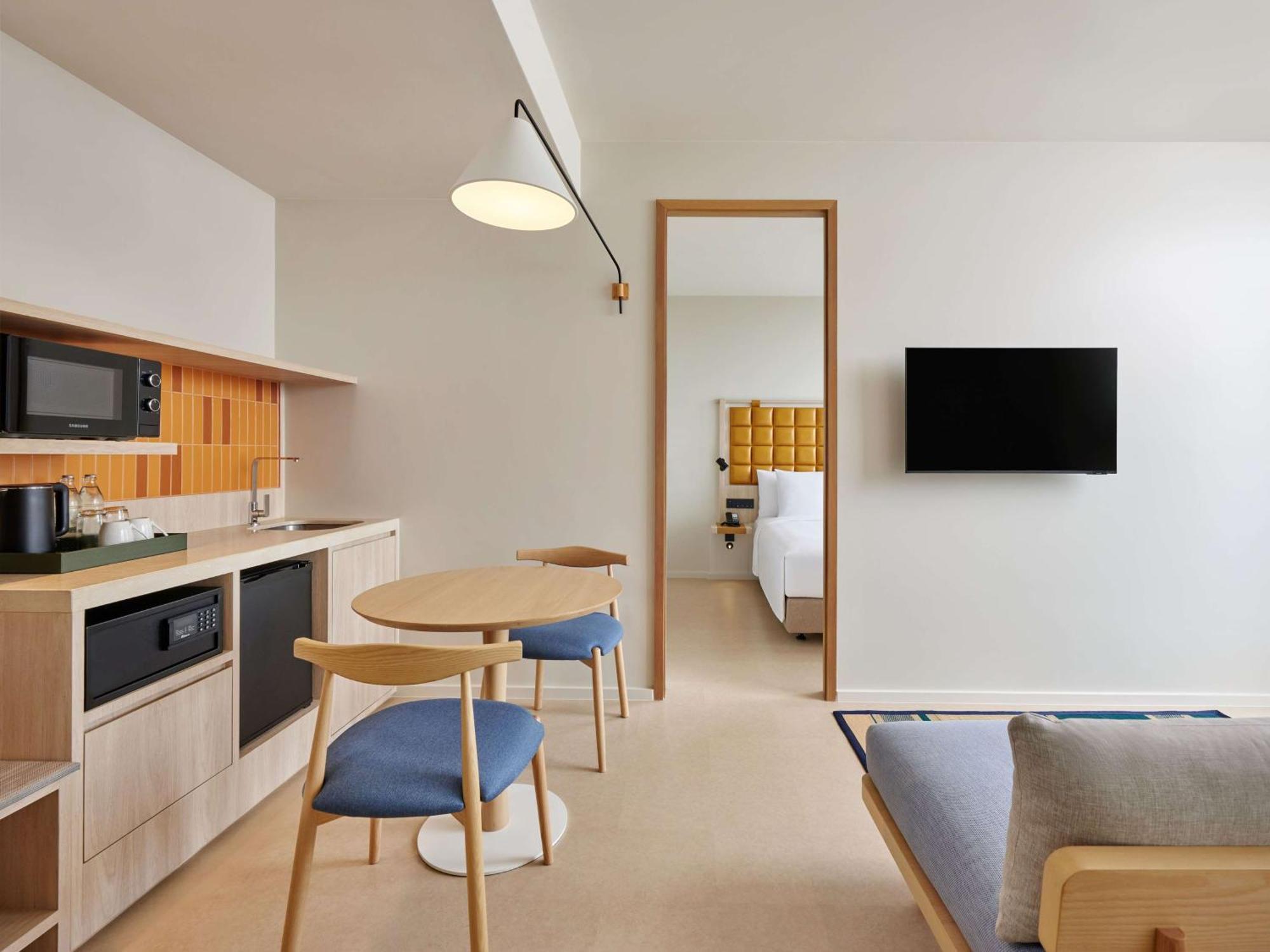 Hilton Garden Inn 罗勇 外观 照片